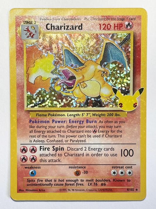 Pokémon: Charizard - Celebrations: Classic Collection 4/102 (Rare Holo)
