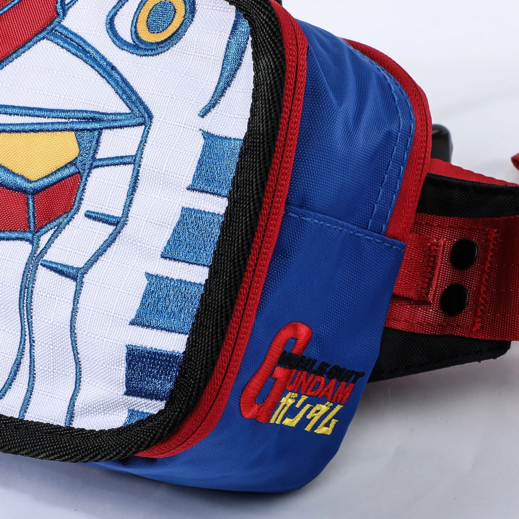 Gundam RX-78-2 Sling Bag Side Pocket View Wrap Around Zipper Strap Detail Embroidered 